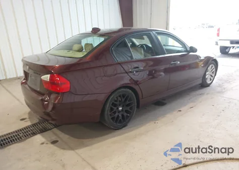 2007 BMW 328Xi z USA, uszkodzony, nr VIN WBAVC93587K031856